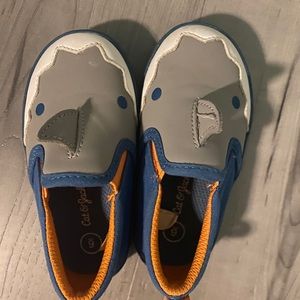 Cat & Jack Shark Toddler Sneakers Shoes Slides Size 6
